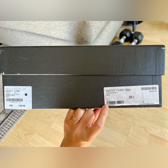 AUTHENTIC Saint Laurent Knee-High Vernice Grupy Boots in Color Nero, size 36+ - Picture 4 of 11